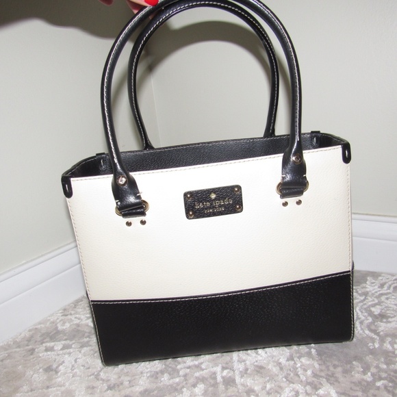 kate spade Handbags - Kate Spade Color Block Purse